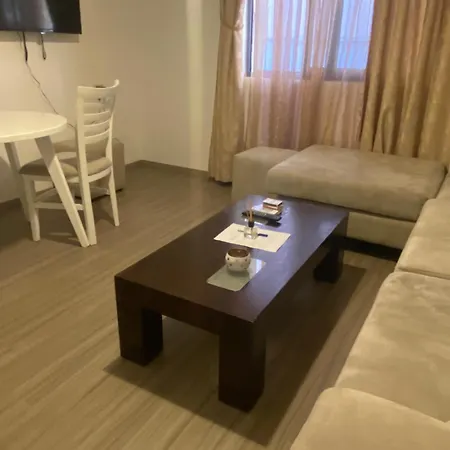 Tirana Leasing&rentals Apartman Selita