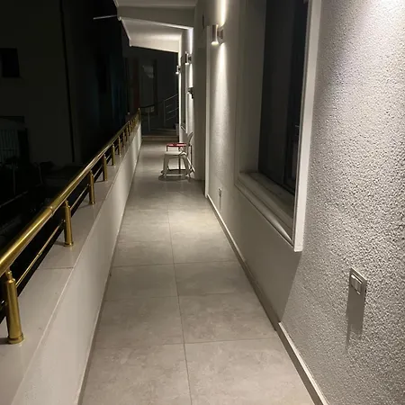 Tirana Leasing&rentals * Selitë e Vogël
