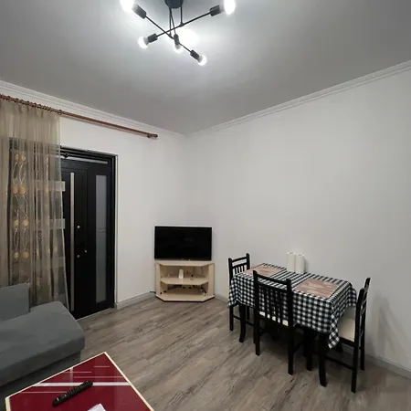 Tirana Leasing&rentals * Selitë e Vogël