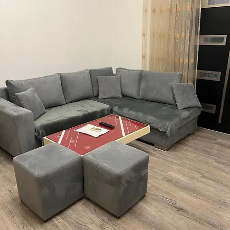 Tirana Leasing&rentals *